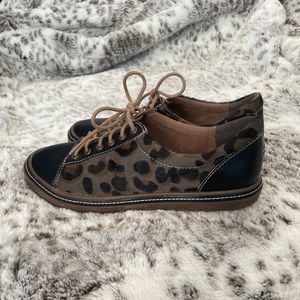 L’artiste Libby leopard lace up, size 37, us size 6.5-7